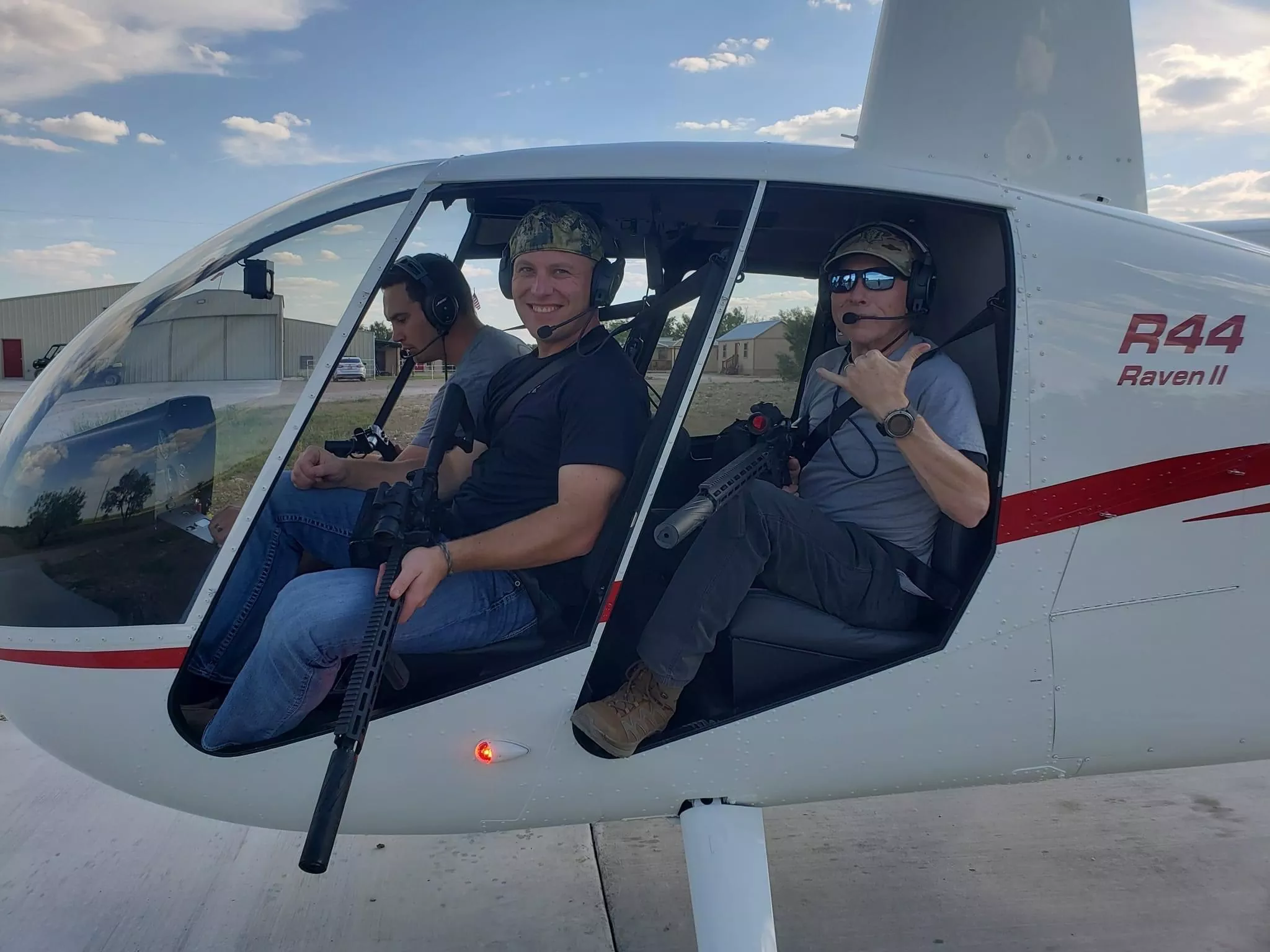 helicopter pig hunting